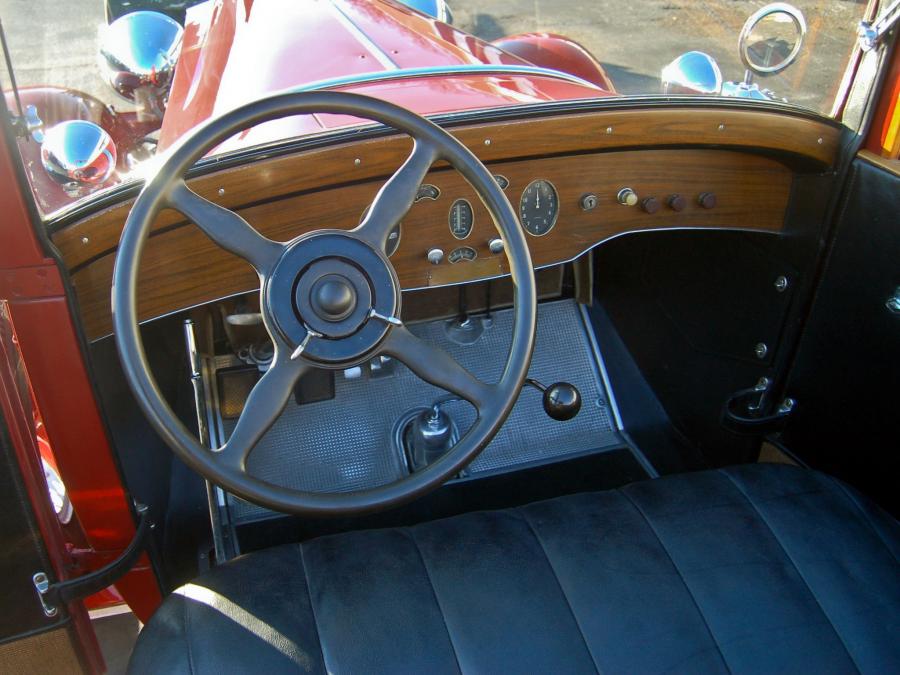  Packard Standard Eight Convertible Coupe 1929 года  (фото 2 из 2)